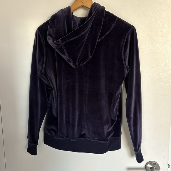 Purple and blue tracksuit - Picture 3 of 7